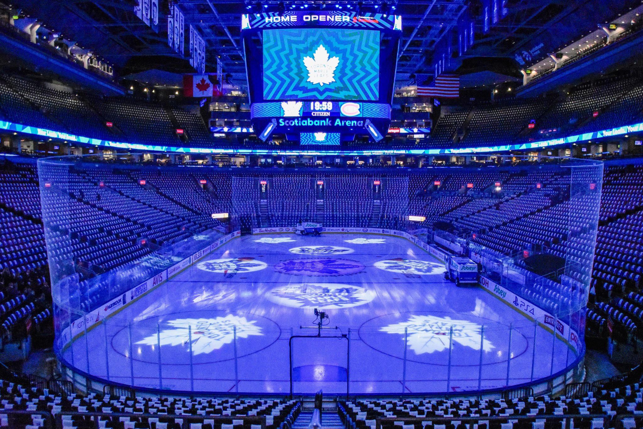 Toronto Maple Leafs Official Store & Scotia Bank Arena! 