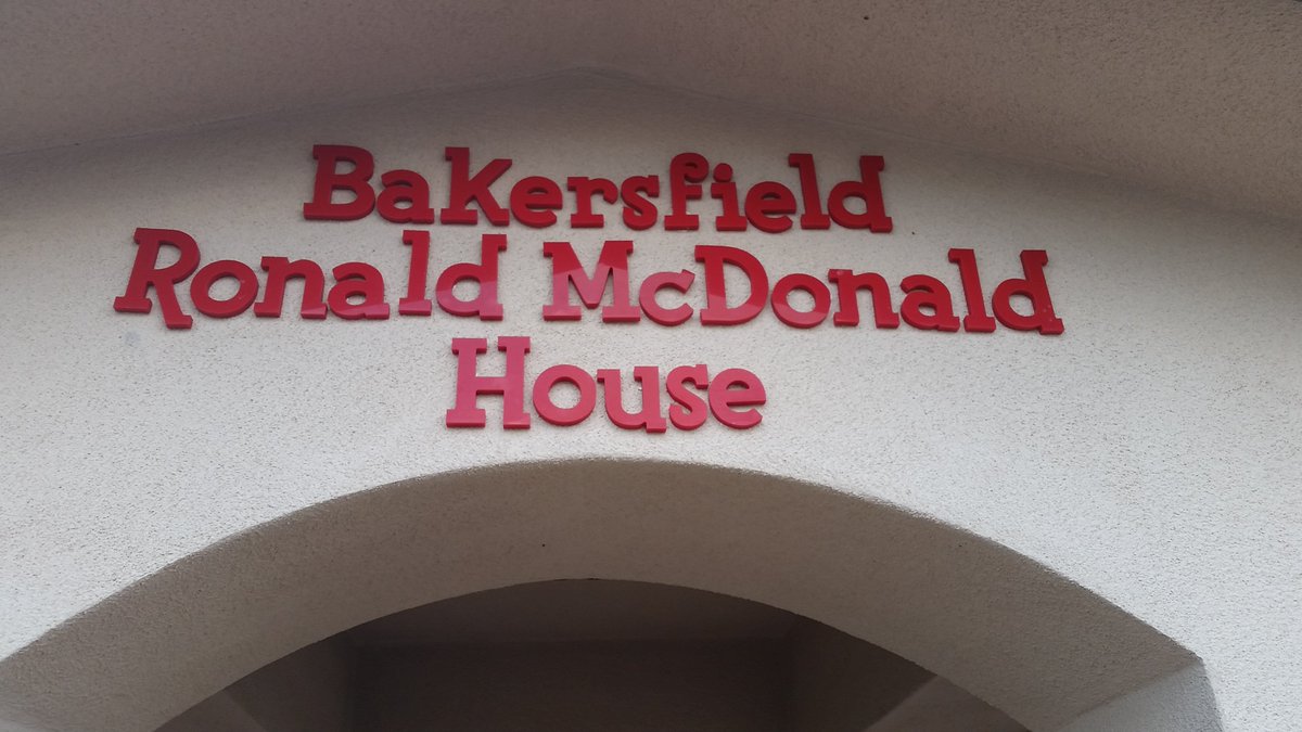 CondorsBC's tweet image. The Booster Club was able to donate @Condors hockey tickets to a family at the Bakersfield Ronald McDonald House in hopes of bringing a little bit of joy during a trying time. Have fun at the game!