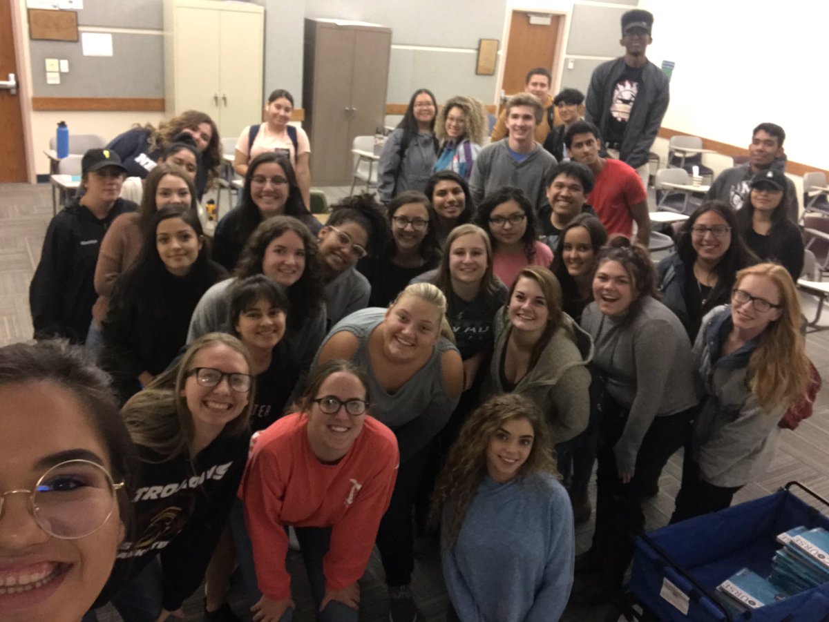 theandreasaa's tweet photo. @GEARUPNV ACE 100 students at @unevadareno completing their 6 week #college transition course 😎#collegeready @GEARUPNV https://t.co/yh7YIZRpxi