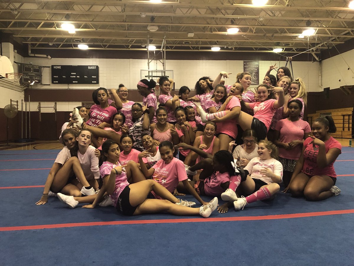on wednesday’s we wear pink 💗💓 had so much teaching new skills to the middle school team today
