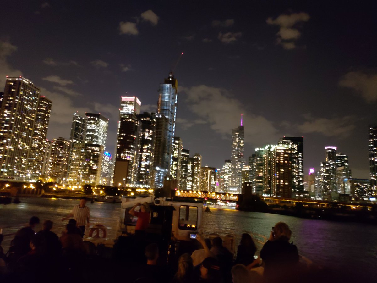 April_Mitchel's tweet photo. #ISACAGLS hello beautiful Chicago https://t.co/NlWw4HydTu