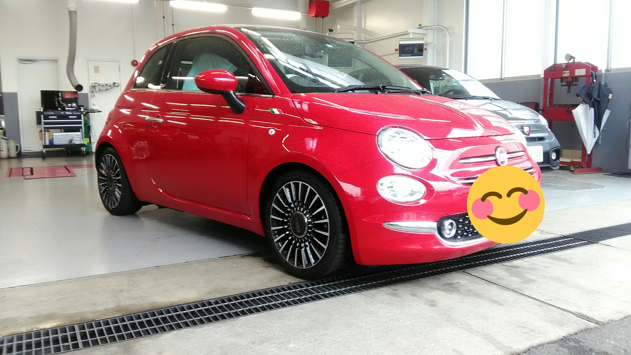Fiat Abarth西名古屋 Abarth595 車でお勧めしていた racing 車高調ですが Fiat500 で取り付けいただきました ノーマル車高時を撮り忘れてしまいましたが 車高がいい具合に調整できるのと 減衰調整で乗り心地も良くなったとご好評いただきました