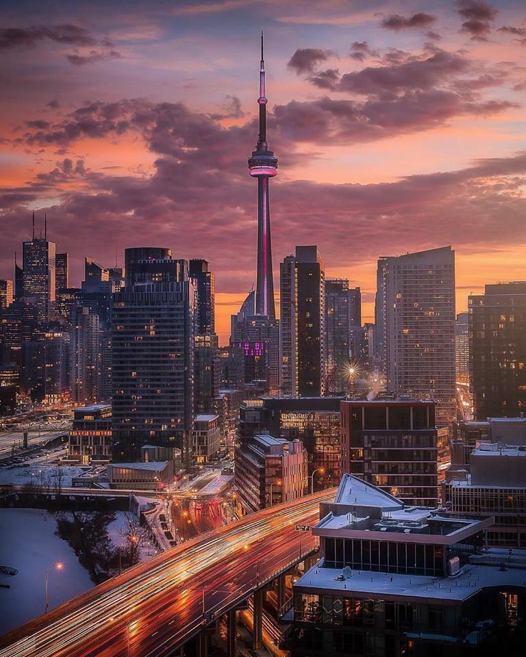 KochharTravel's tweet image. #Stunning Torronto💓💓💓💓
"30 mins worth of images taken between blue hour and sunrise blended together into one frame." By Michael Sidofsky

Add a package of smile into your life...💓
#CustomizedPackage #Visa #Passport #AirTicket #Hotel #Insurance #Guide #Seightseeing
