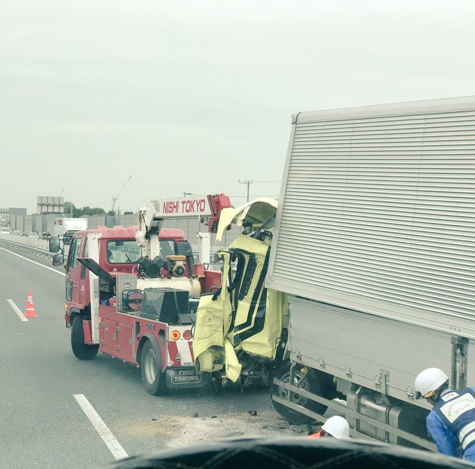 事故 圏央道 圏央厚木ic付近で事故 通行止めで渋滞 だいぶヤバい事故 まとめダネ