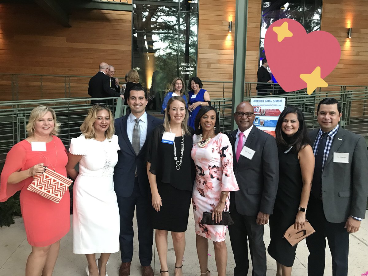 This @Whataburger crew celebrating @SAISDFoundation #InspireAwards and all the hard work educators do for their students and community   #Thankyou