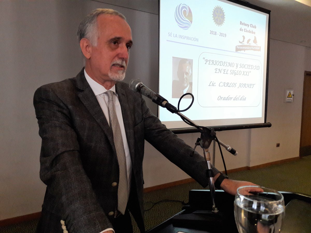 RotaryCordoba's tweet photo. El Lic Carlos Jornet hablo en Rotary Club Córdoba sobre "Periodismo y Sociedad en el Siglo 21" https://t.co/nhO2SXrXYo