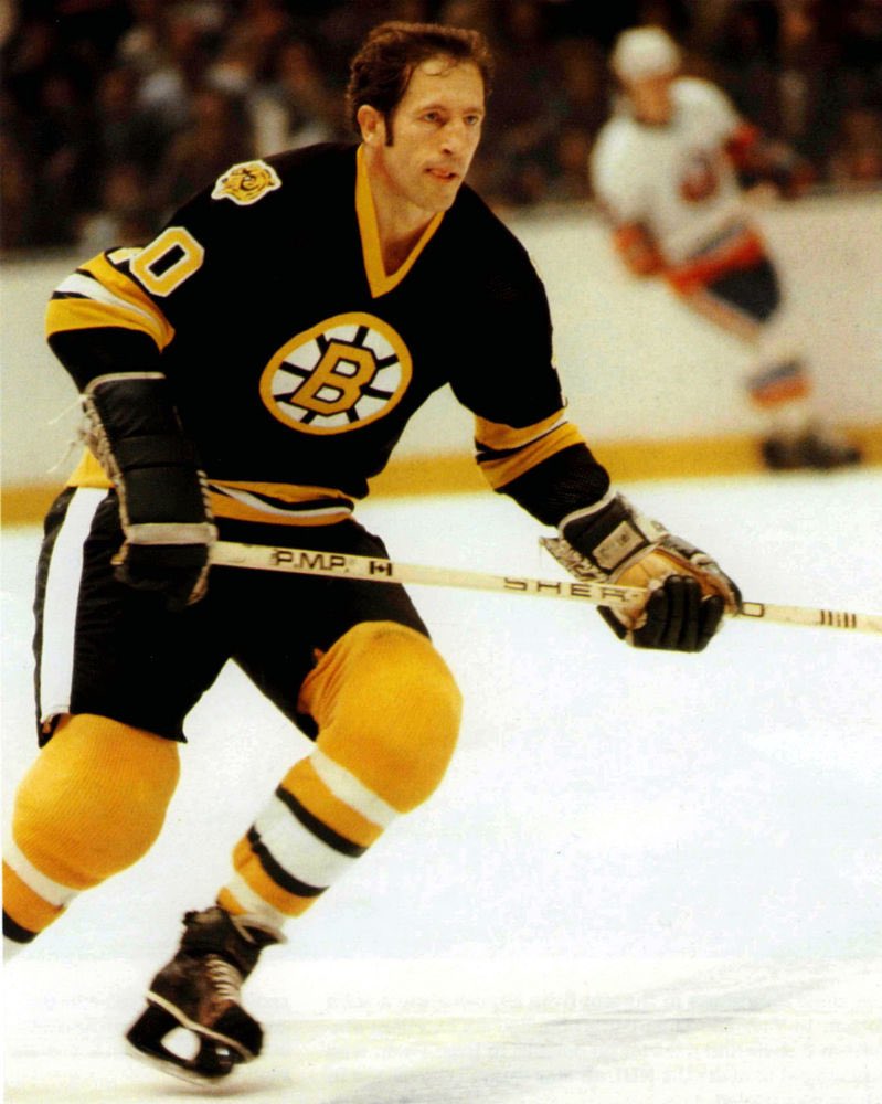 Happy birthday to former Boston Bruin Jean Ratelle. The hall of famer played for the from 1975-1981. 