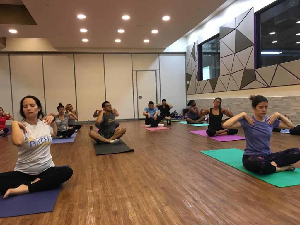 elkastanziola's tweet photo. Clase de Yoga y Charla sobre el auto sabotaje en @DellPanama con Anna Karina GutiΓ©rrez durante nuestra semana de la salud #PanamaYoga #WellatDell #DellPanama15 #Wellness #Benefits #WellnessWeek2018 https://t.co/zcMM0ZfzQ5