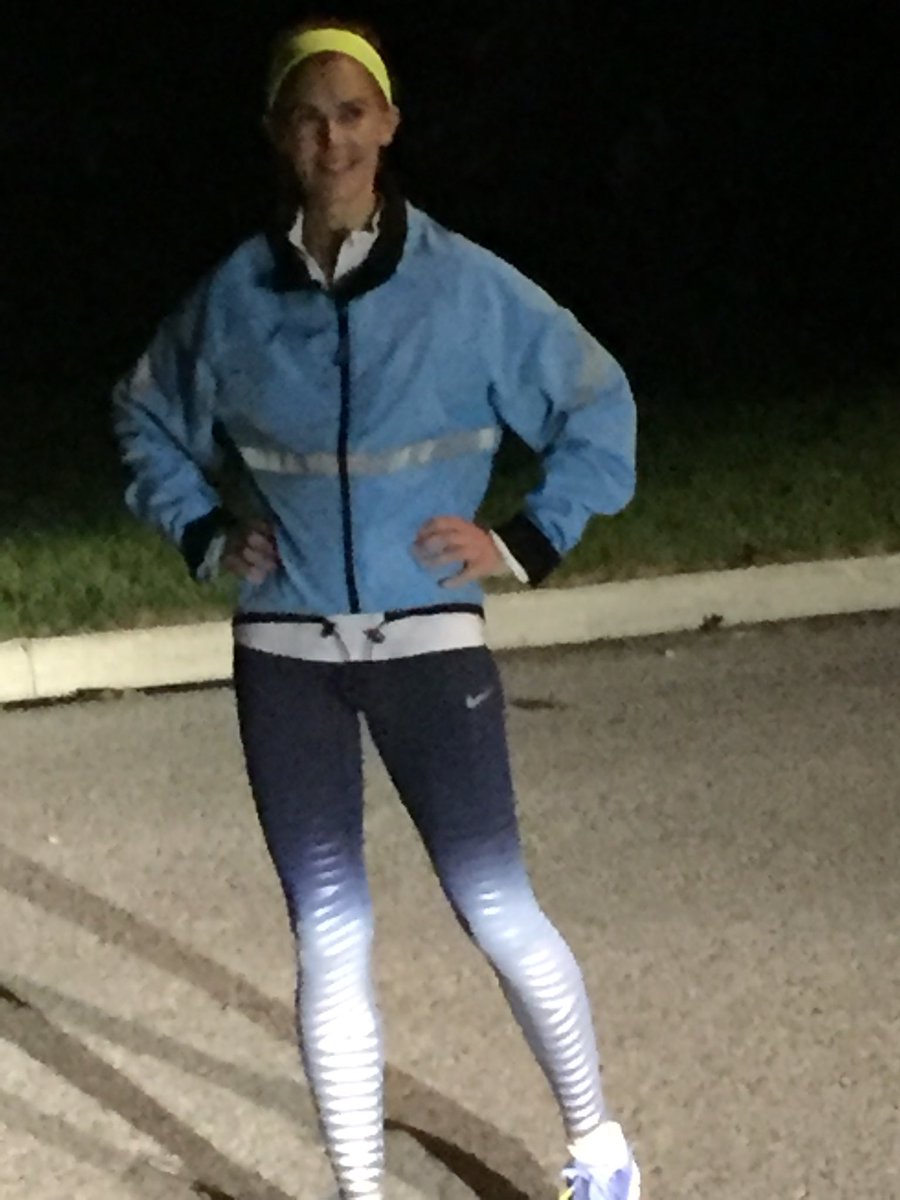 Joined the #WellnessIsInSession @ycdsb challenge so I thought I better go for a run. #ReflectiveGear on a beautiful night