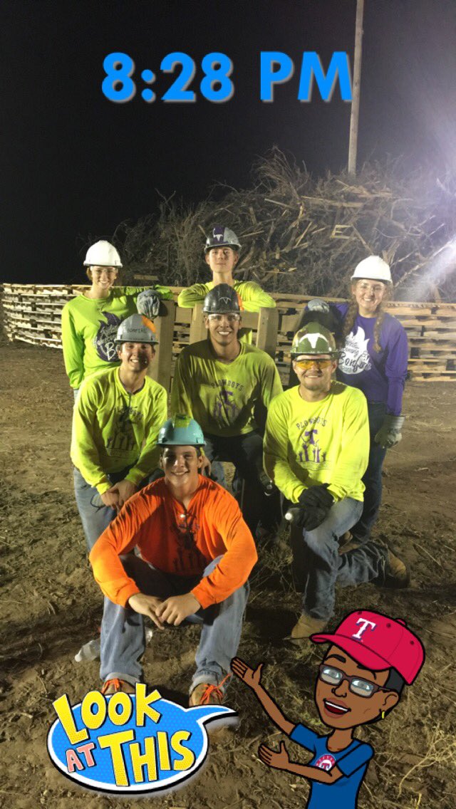 LathesTowns's tweet photo. All hands on Deck....A community that builds together....Graduate Together! #TarletonHomecoming #TarletonBonfire @tarletonstate @PlowboysTSU https://t.co/tWGJTuW46Q