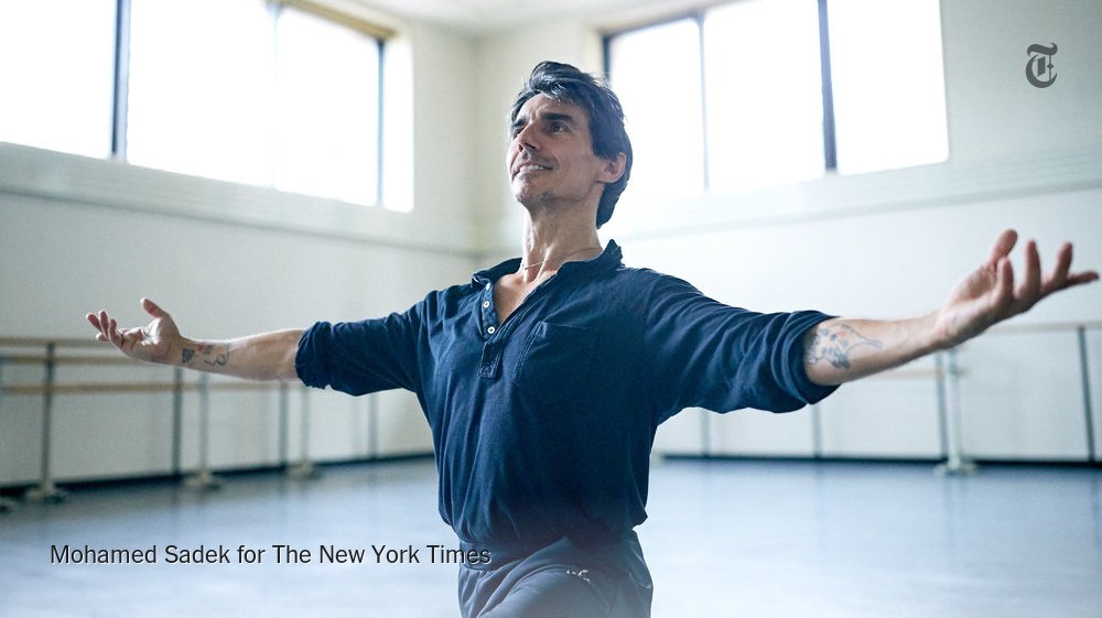 City Ballet's Joaquin De Luz dances a portion of Balanchine's "Theme and Variations" -- "a complete adrenaline rush" -- for #SpeakingInDance nyti.ms/2ybhEYI