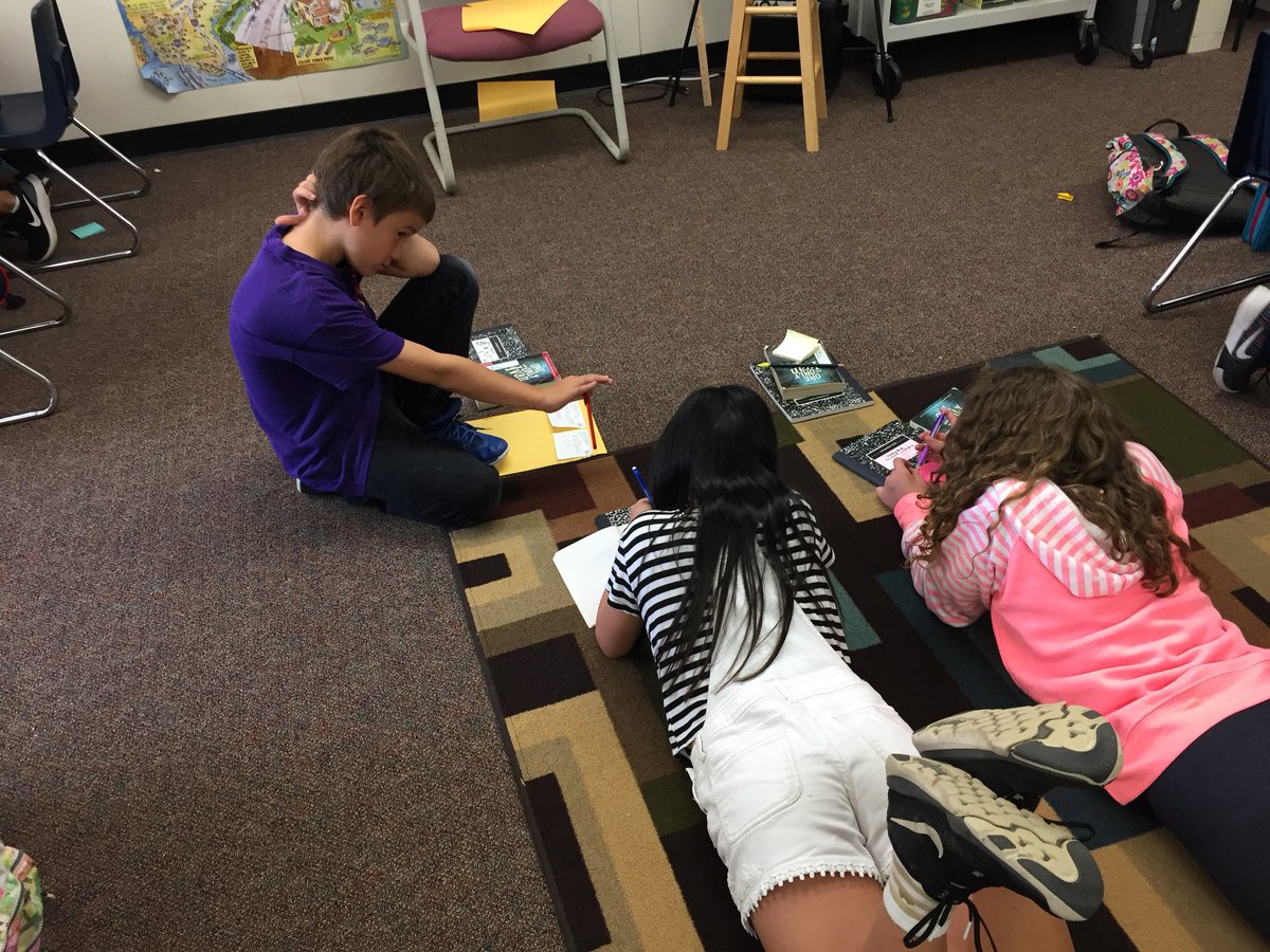 ItsAWhittyWorld's tweet photo. Dissecting themes during Book Club. https://t.co/QPBY6HGqmo