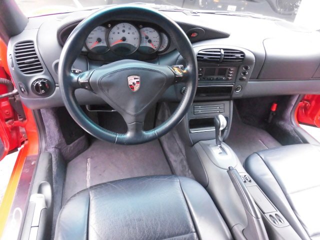 Technicalmate's tweet photo. 996 Carrera 
30,000 Km only https://t.co/nehXiUUv5B