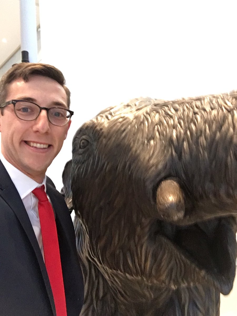 ChrisRadojewski's tweet photo. So @RoyalAlberta caught it from afar, but here is THE selfie of me hanging out with my new friend. #RAMfriend #newRAM https://t.co/YYvg5cKc3q