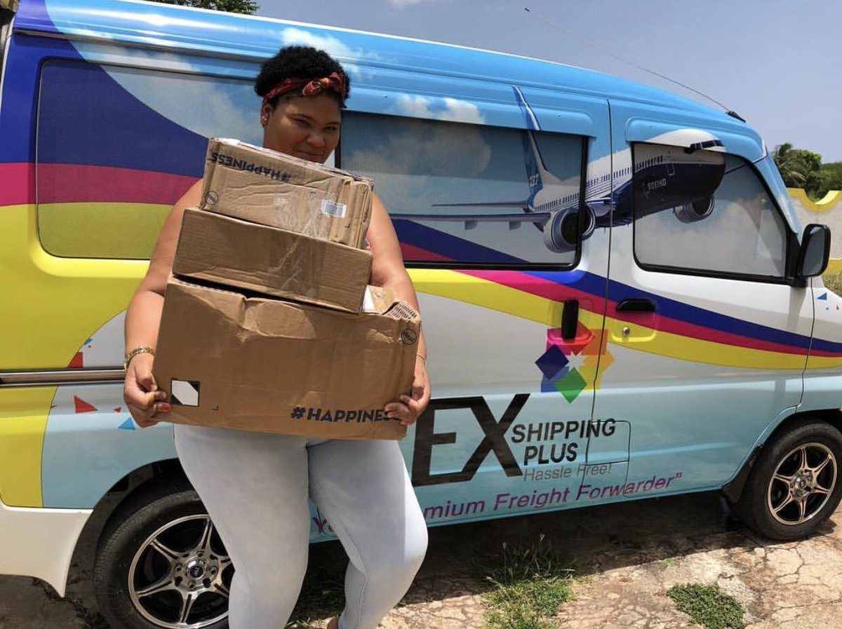 EXSHIPPINGPLUS's tweet photo. Happy customer 📸✈️ https://t.co/WpBhgMTpPs