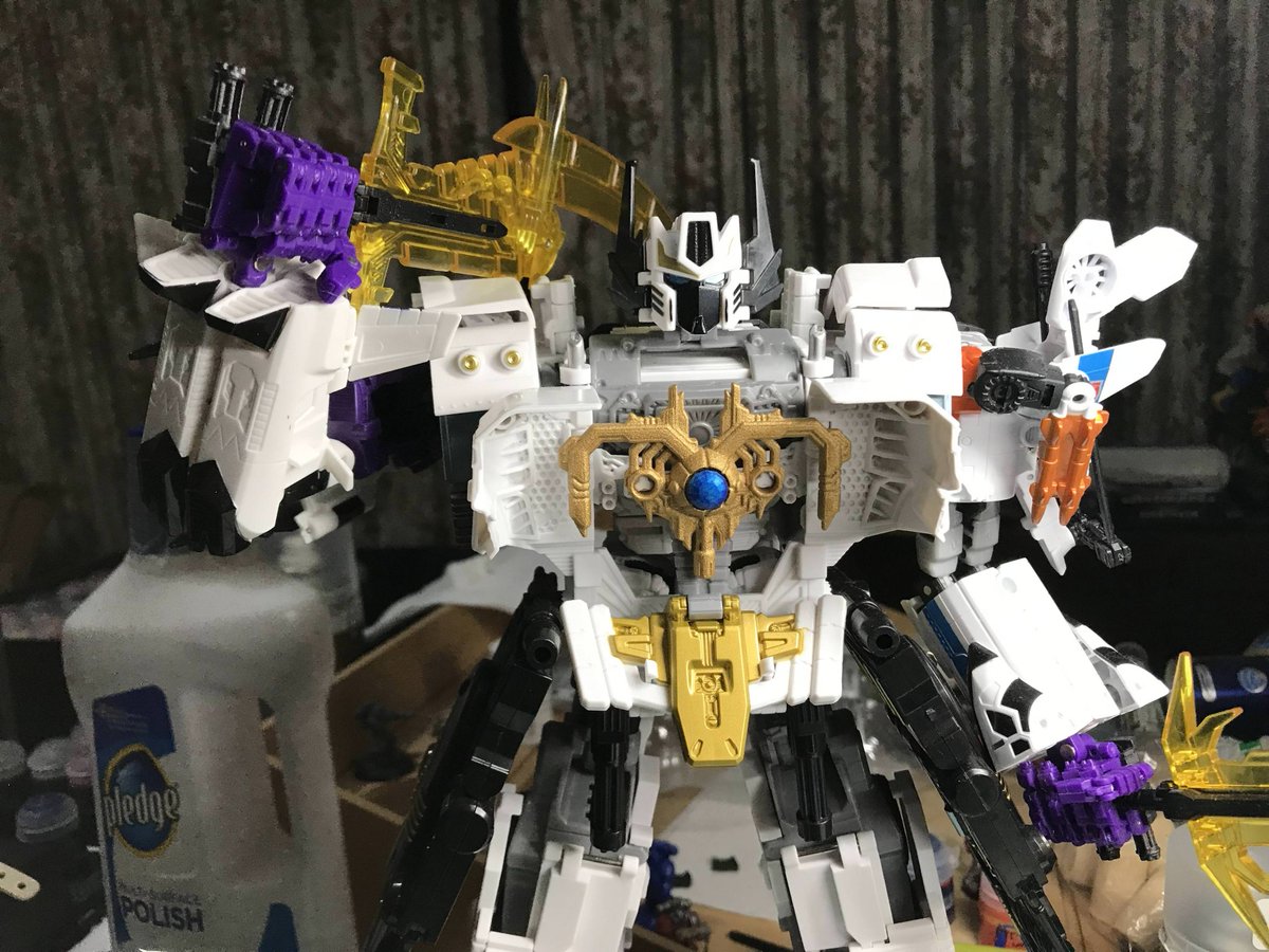 white optimus prime combiner wars