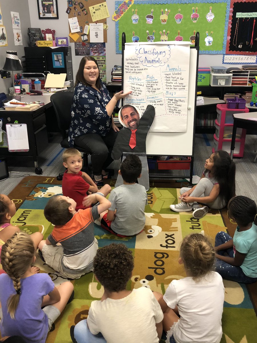 FlatLathrom's tweet photo. Flat Lathrom got to visit some classrooms today. Students have been working on spelling, personal narratives and calendar math. A lot is happening at 3TE! #3TEPride #isdstrong https://t.co/V6xRLCdnn1