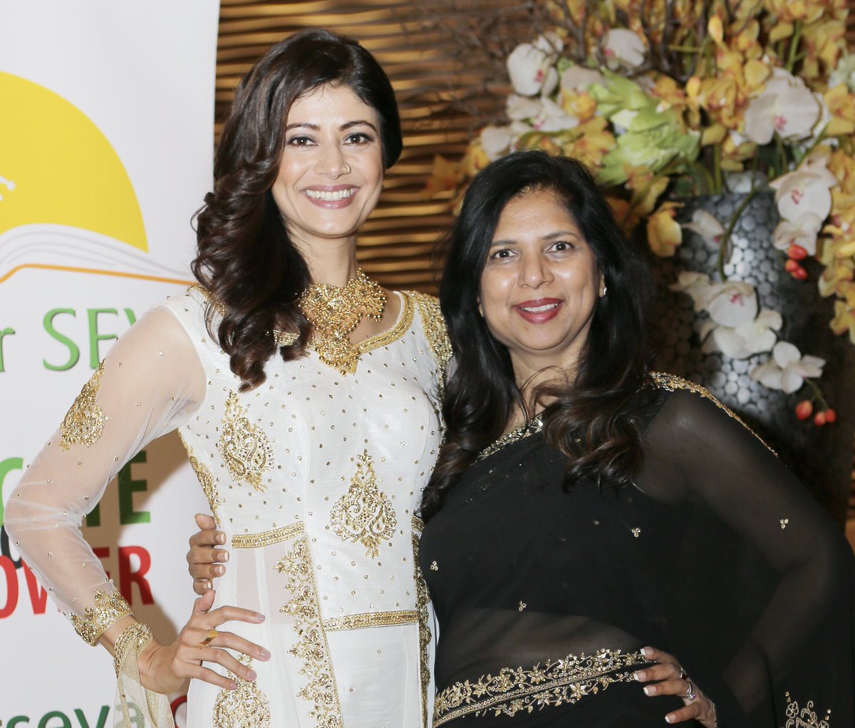 ArraArts's tweet photo. Thank you so much ❤️🙏⁦@iampoojabatra⁩ ⁦⁦@DINESHRAMSAY⁩ ⁦@anusrivastava24⁩ https://t.co/Dpq80W5gt2
