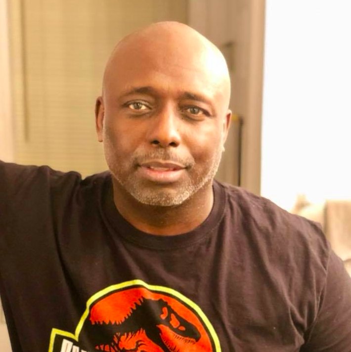wsbtv's tweet photo. City of Florence has identified the officer shot and killed in a South Carolina neighborhood as Terrance Carraway. He just celebrated 30 years with the department. Police Chief called him "Bravest officer I've ever know."

The latest on this story at 11. https://t.co/MQNNrKsQ9O https://t.co/avaXA1Hzr6