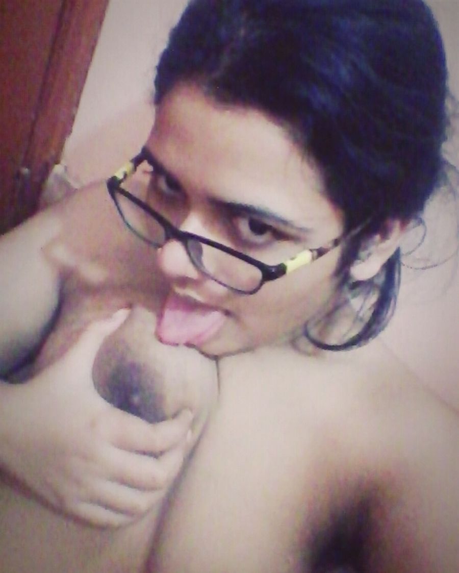 Shreya Ghosh (@bitchyghosh) on Twitter photo 