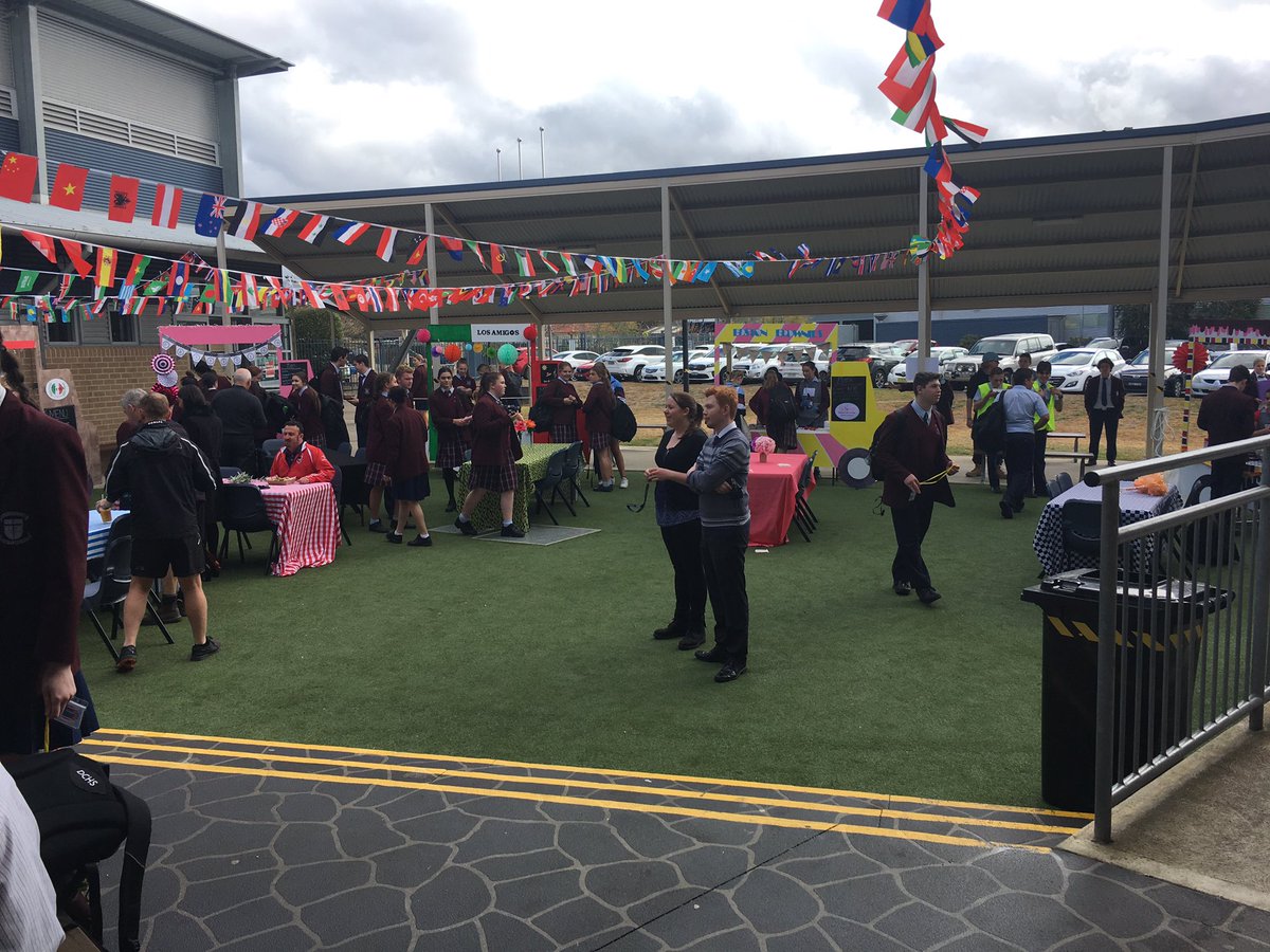 BedePolding's tweet photo. Multicultural Food Truck Fun at BPC. Great work from our Food Technology and Hospitality students and staff https://t.co/65YAVupEoM