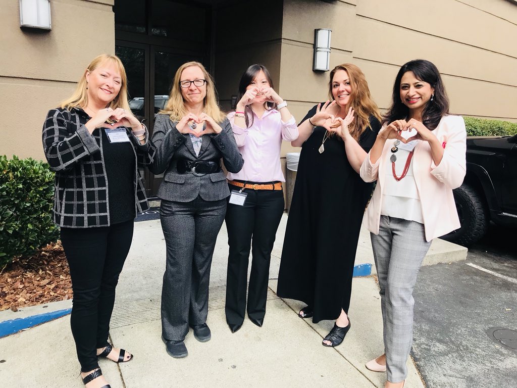 VarshaKanwar's tweet image. Super excited to partner with @MoxieMktg &amp;amp; our dynamic @womenunlimited_ #LEADprogram mentees for mentoring, coaching as well as learning &amp;amp; reverse mentoring. Love our #LadyLiberators team commitment to- Show up, Speak up, Team up, Lift each other up &amp;amp; Never Give Up #WomenInTech