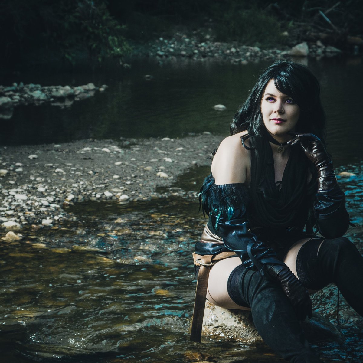 maybe_maeby's tweet photo. I JUST WANNA DO STUFF THAT ISNT STUDY #cosplay #thewitcher https://t.co/st2ulSUxgm