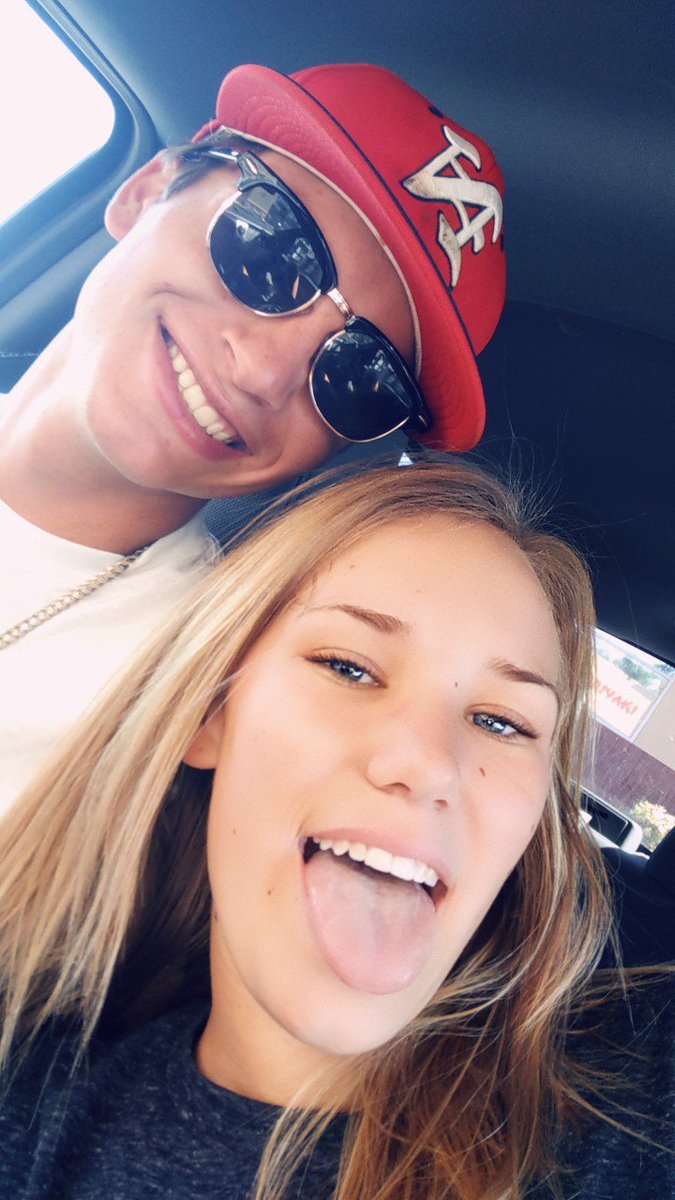 paigeeccarter's tweet photo. Happy national bf day to the weirdest, goofiest kid I know;) @hamiltonjake10 love ya princess😉 https://t.co/K5qzM51p7V