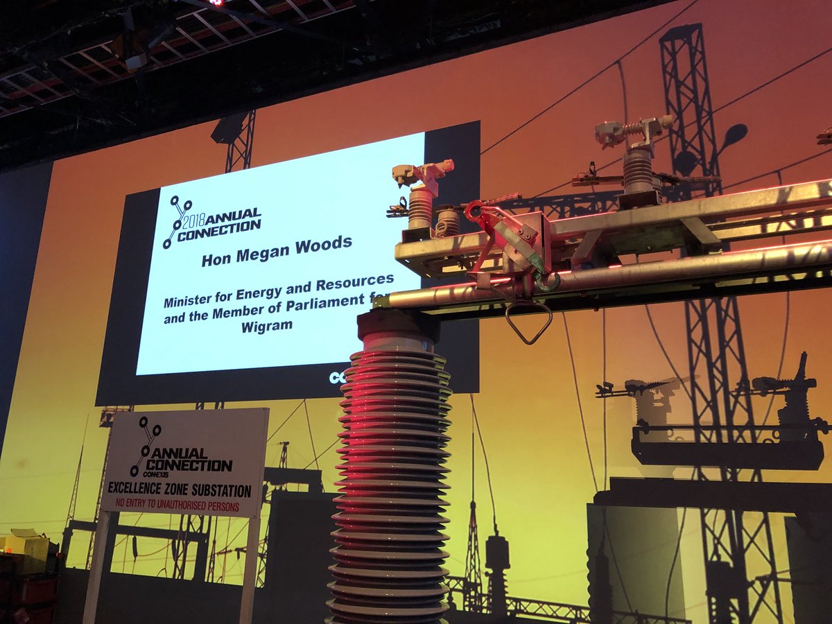 enthusejohn's tweet photo. Sound check for MC role tonight at the 2018 Annual Connection excellence awards. Most unique lecturn ever! Very cool stage set up! Working on my birthday! #eventprofs #christchurchnz #evententertainment #mc #enthuseevents #professionalmc #corporateevents @celebrityspeakersnz https://t.co/VKFns3glqX