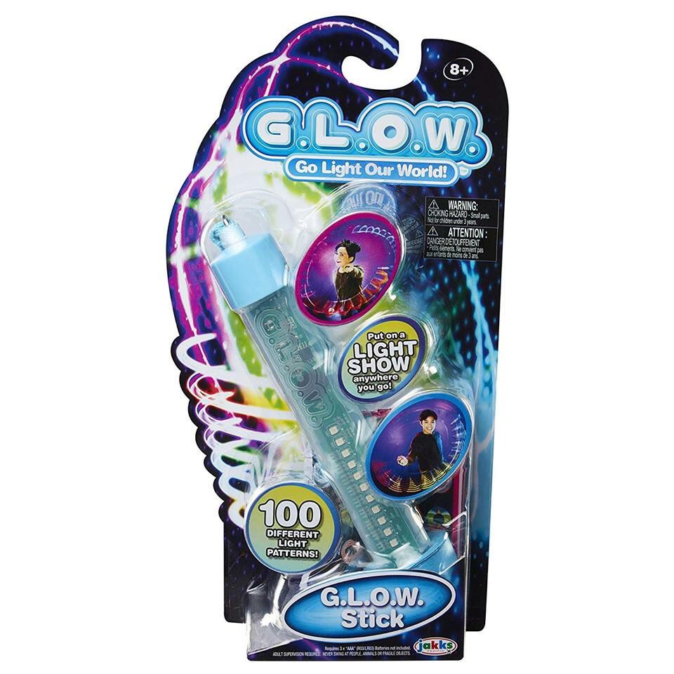 paigebolde's tweet photo. That’s me! Thanks for the fun shoot @JAKKStoys and @MGAEnt!   #jakkspacific #glow #glowsticks #led #amazon https://t.co/mG1oVOh0fb https://t.co/W7NAlWxTPI