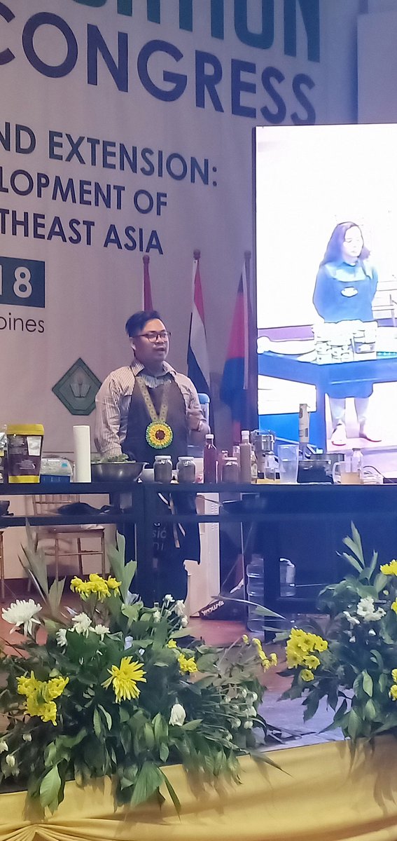 SEACEC1's tweet photo. Day 4: Mr. Richmond Victor Ejanda, R&amp;D Food Technologist, Properpack Asia Corporation with his skills demonstration on Coffee-Based Product Innovations. #SEACEC2018 https://t.co/4X7TKtN9ZJ