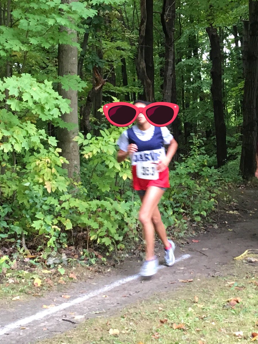 hmrunner's tweet photo. @jarvistdsb @JCIathletics @UofTKPE #XCountry #runners #ccrunners #perseverance #grit #internalstrength  A great day at Sunnybrook watching 100’s of runners in U of T’s inaugural X-Country meet. Jarvis runners were stellar!!! Congrats to our 1st, 16th and 30th place runners. https://t.co/dQaFczz4Af