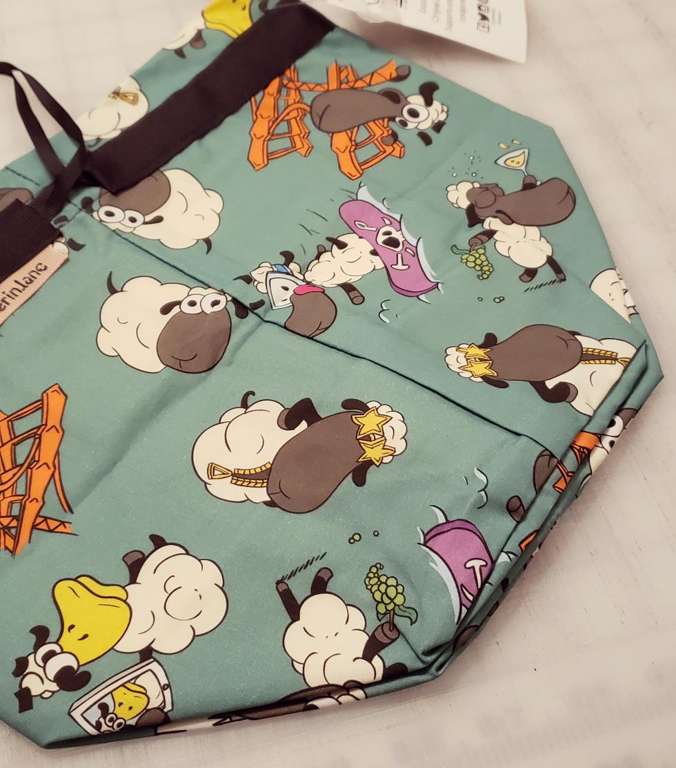 erinlanebags's tweet image. We're less than a month away from the first @STITCHES_Events #STITCHESSoCal! 🎉

Do you have a favorite Cali Sheeple? Which one would you like for this year's #StitchMarkerSwap? 🐑

#knitting #crochet #projectbags