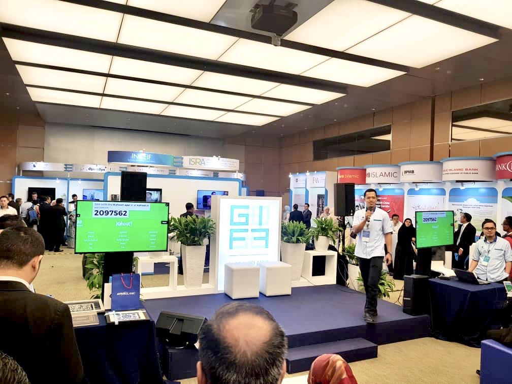 MyETFseries's tweet photo. Happening now on ‘Global Islamic Finance Forum 2018 - Value Based Intermediation : Beyond Profit’. 
.
#giff2018 #valuecap #ivcap #vcam #etfs #myetf https://t.co/UHaA7Kf8DZ