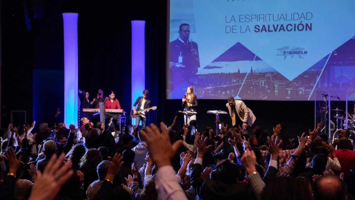 1RodolfoRojas's tweet photo. Periodicos en Suecia escriben sorprendidos por nuestra Cumbre Europea y por el mover de Gloria que se está derramando en medio de tanta oposición espiritual! #imcglobal #imcvision2018 @apostolsojo @apostolsojo #rodolforojas #franciscojamoco #avivamiento https://t.co/l6gq1sYd51