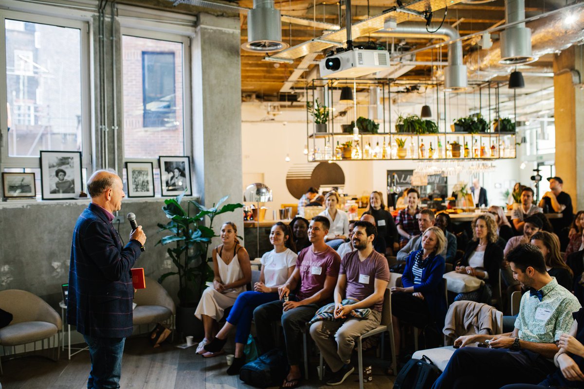 London_CM's tweet image. Happy #NationalPoetryDay! #tbt to William Sieghart CBE, founder of National Poetry Day, who came to speak at #CMcommitment in May. ✨  We loved it!