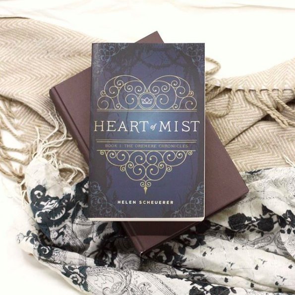 HelenScheuerer's tweet photo. Sometimes it's hard to believe that this book has been out in the world for over a year... Massive thanks to @ a.reader over on Instagram for this stunning shot 💕💕💕 #booklover #amreading #heartofmist #firstbook #LoveOzYA https://t.co/tzVSeO4g0E
