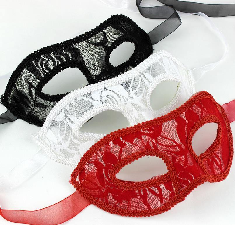 TaymeeLifeStyle's tweet photo. A unique lace gorgeous Halloween mask that comes with a satin ribbon tie to go around the head. Available in ONLY Black and Red. Match it up with your outfit and look Halloween fantastic  https://t.co/7sKOvwcFdI https://t.co/7X9cS0Tysn