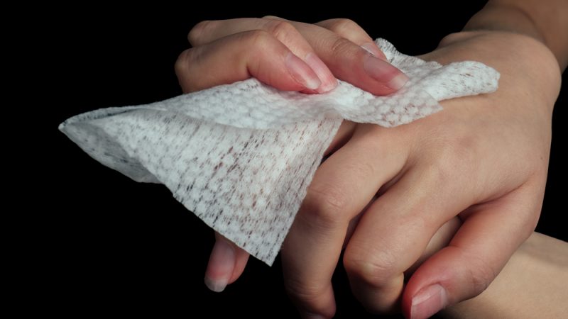 Time to banish wet wipes from our sewers euractiv.com/section/energy…