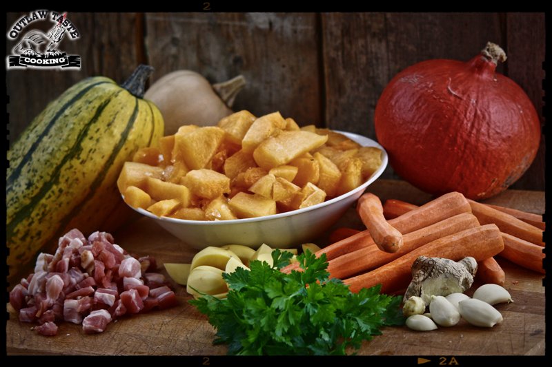 Outlaw_Taste's tweet photo. Zeit für eine #Kuerbissuppe aber nicht aus der #Konserve sondern mit guten Zutaten aus  #Regional 
#Kuerbis #Essen #Outlawtaste #Kürbissuppe #kochen 

https://t.co/MFFBZsBzp4 https://t.co/ATFgBoS3Eq