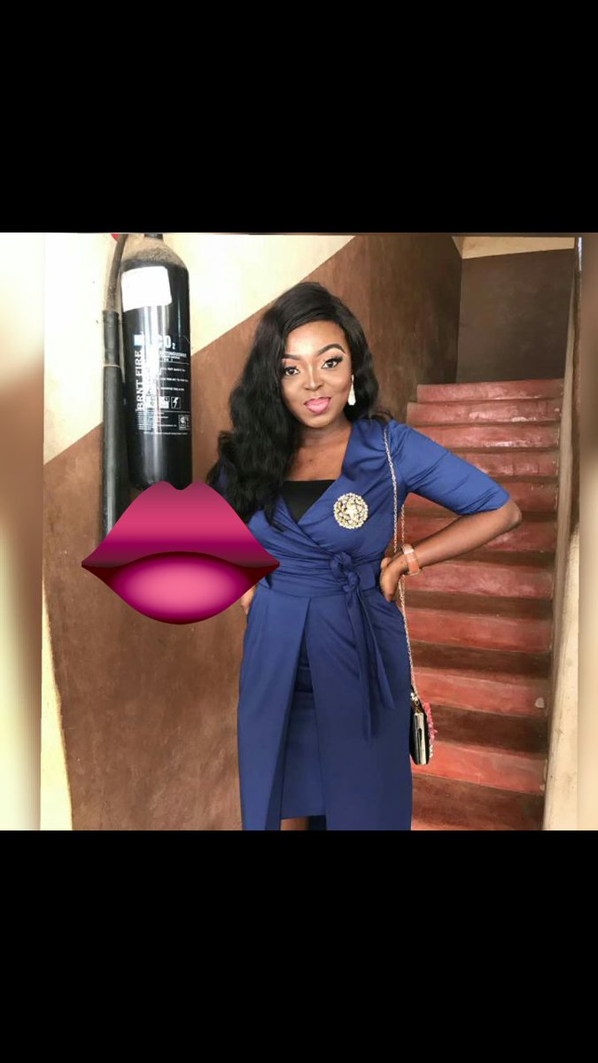 Ossyfumsy's tweet photo. Licensed to save lives..#certifieddoctor #aboutlastweek https://t.co/x74BAZJUM8
