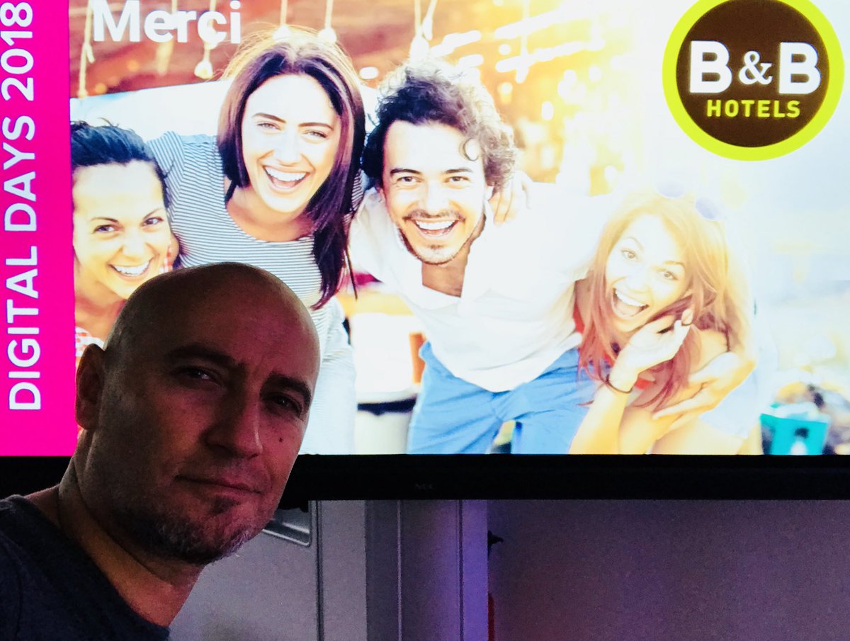 ArnaudLeRoux's tweet photo. Très heureux et honoré d’avoir pu intervenir lors des #DigitalDays de @BBhotelsFR à Sainte-Maxime ce matin. Je découvre depuis hier des personnes formidables et je vous remercie vraiment pour l’accueil que vous m’avez fait ! #goodsVibes ! #BnBhotels #Digital #TransfoNum https://t.co/t4dzKun2Ig