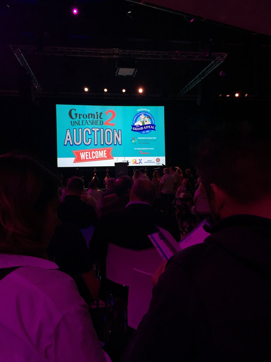 designeraimee's tweet photo. Still have a smile on my face ‘Light has a feather’ has gone for £20,500! 😱❤️🐧 All going towards the children’s cancer ward. @thegrandappeal https://t.co/VAfZ6pKzNF