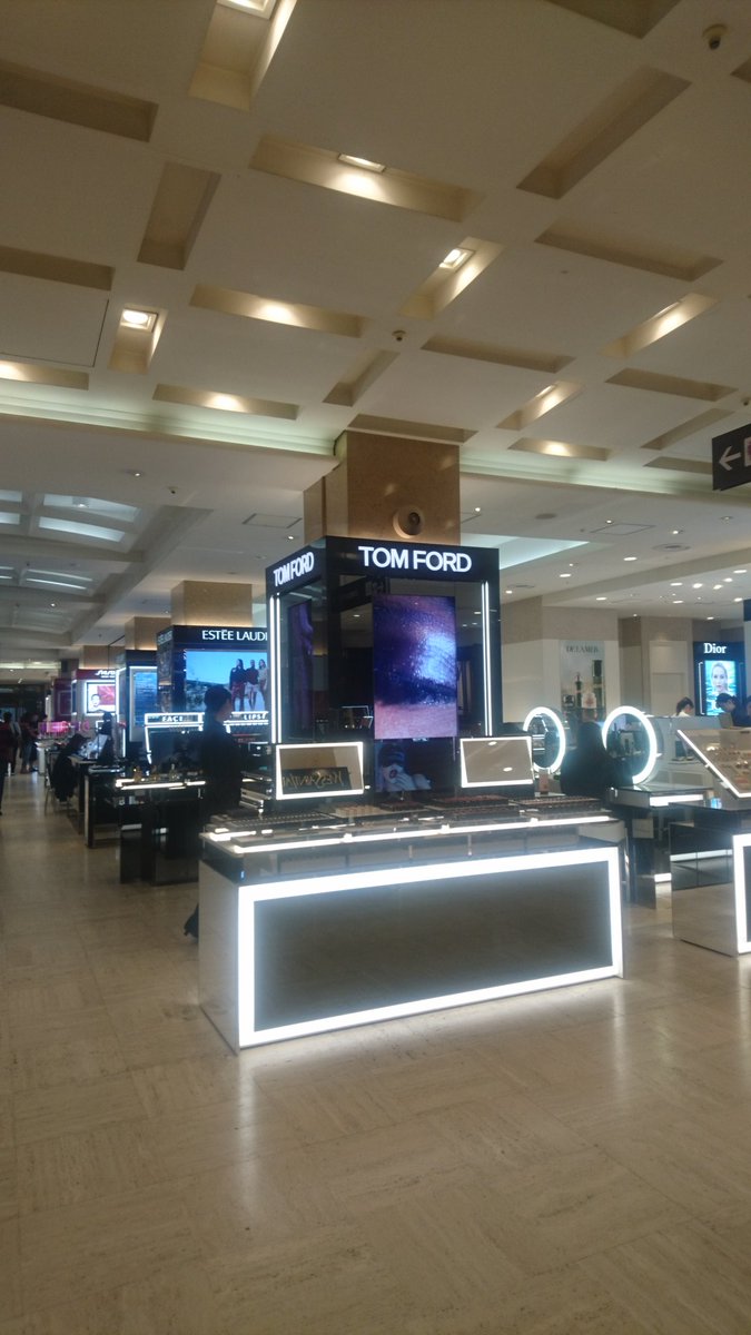 Hanna こんにちは 先日newオープンした日本橋高島屋に行ってきました トム フォードの売り場がすごく広くて綺麗でした 銀座松屋に今まで行ってましたが日本橋高島屋も中々よかったです