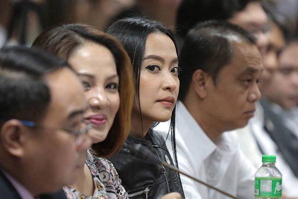 PhilstarShowbiz's tweet image. Stars react to Mocha Uson’s resignation - Read more: bit.ly/2xYKyvP #MochaUson #Uson @agot_isidro @IamEthylGabison @iamsuperbianca @TheRainBro @rrrabidcat @Jimparedes