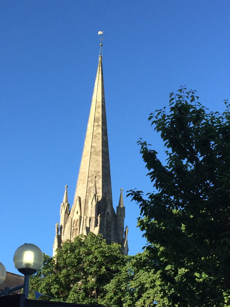 Weatherspoons #dorking got its planning permission with some conditions - in this economic climate will taking 7 units and taking on 40 staff ever happen?