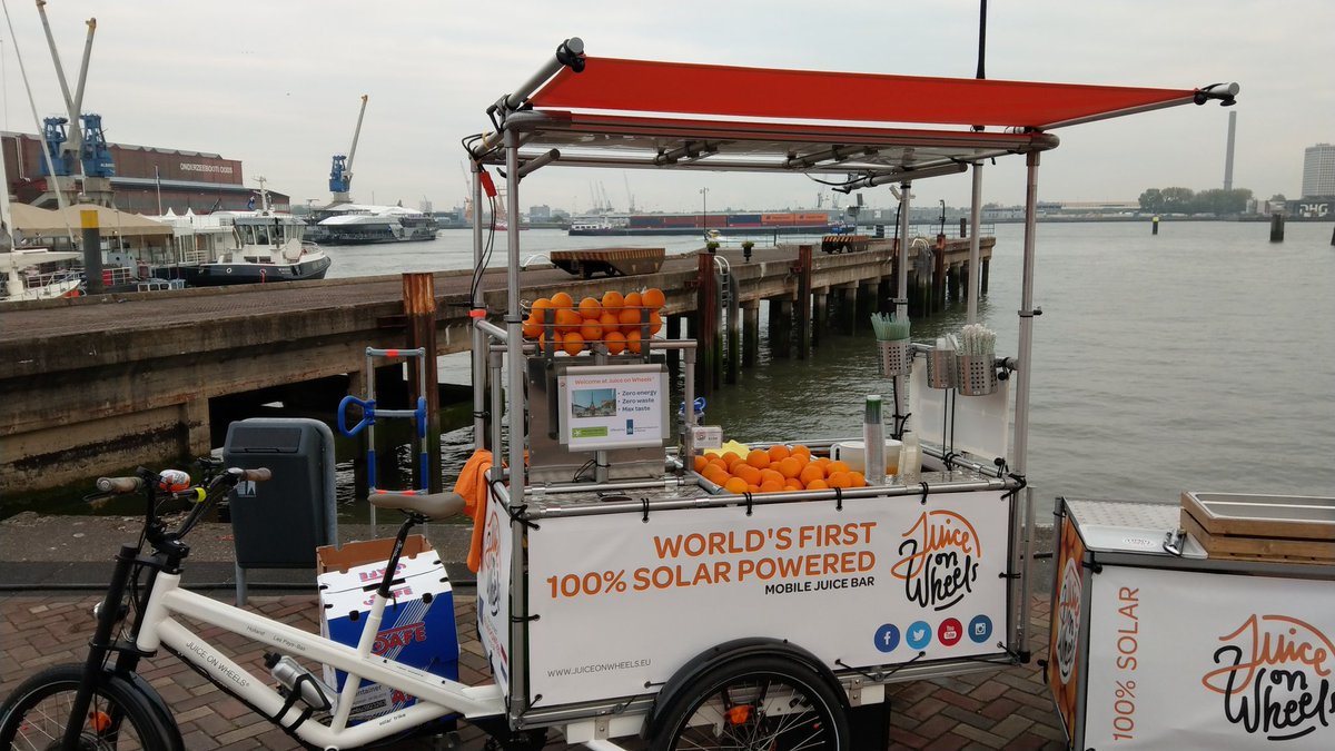Solar juicer ready to go in Rotterdam at the Innovation Expo #IE2018 #innovatie #NLinnovatief <a href="/MinIenW/">Ministerie van Infrastructuur en Waterstaat</a>