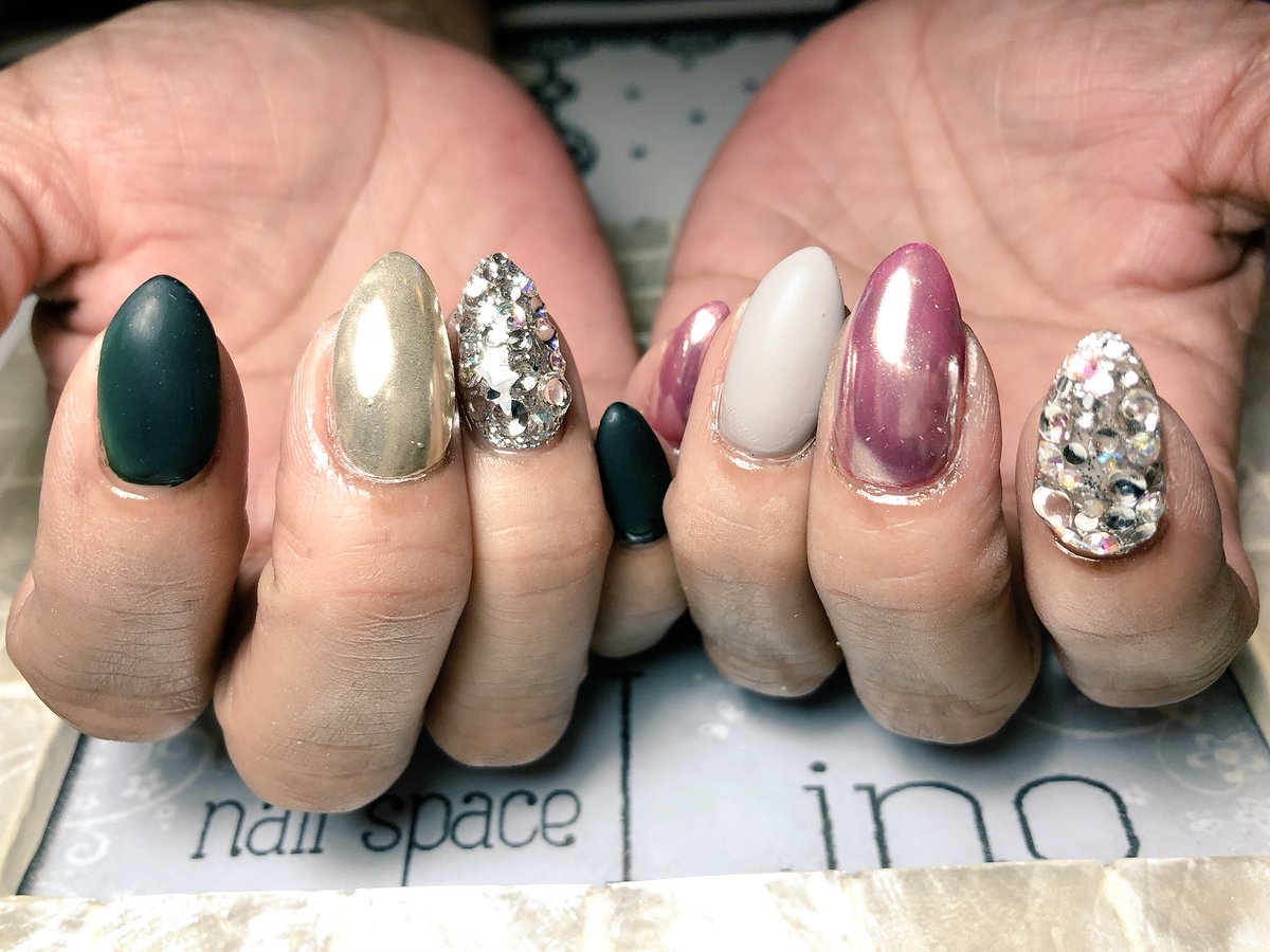 Nail Space Lino Twitterren ミラーとマットのアシンメトリーネイル いつもありがとうございます T Co 0ov3sknrb9 Twitter