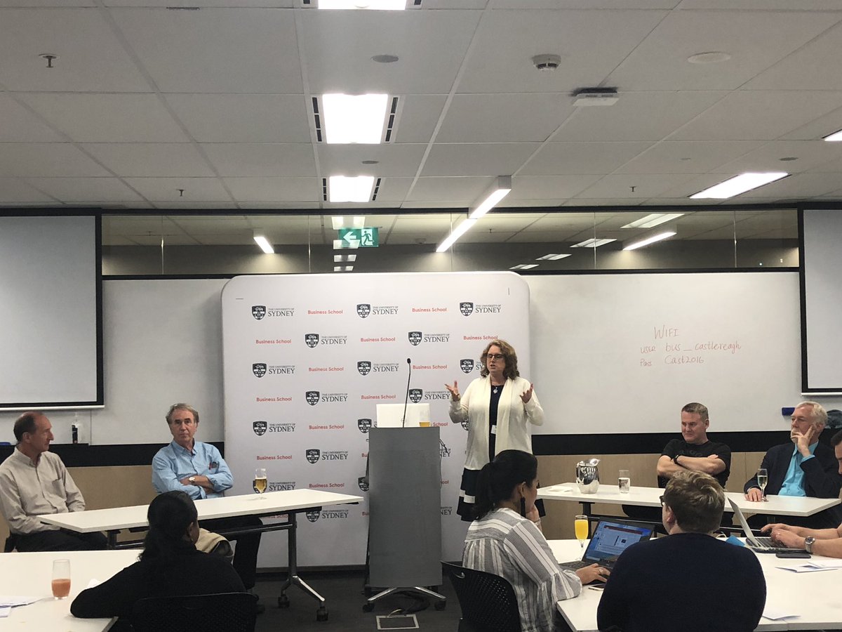 AlexBex87's tweet photo. Be curious and be bold: great workshop on building marketing theory @Sydney_Uni with @dahlcubed, Chris Janiszewski, Roy Baumeister and Rod Brodie #marketing #theory https://t.co/9x3rl47vO0