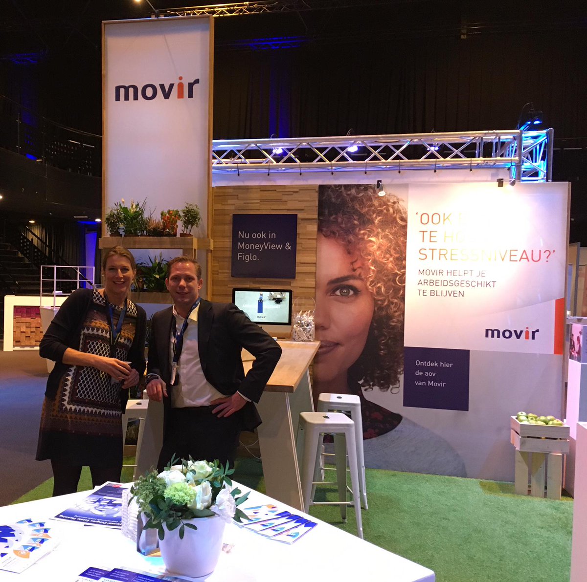 Movir_'s tweet image. Vandaag staan we op het #FFPCongres. #Financieel #planners, we zien jullie graag op de beursvloer en om 12:15 uur bij onze sessie: 'Kies en je wordt gekozen: de sleutel naar een betere balans en meer #werkplezier.' Tot zo! @FFPCongres